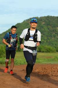 BIB: 0243, 033
                            <button type="button" onclick="openModal(5110283)" class="btn btn-primary btn-sm float-right btn-popup" data-toggle="modal" data-target=".modal-high-quality">
                        <i class="fas fa-shopping-cart"></i> Add to Cart
                    </button>
                                            <button type="button" onclick="isThisMe(5110283, true)" class="btn btn-success btn-sm float-right btn-popup btn-isme hidden" data-toggle="tooltip" data-placement="bottom" title="นี่คือรูปของคุณใช่ไหม คลิกที่นี่เพื่อเอาเข้าอัลบั้ม">
                        <i class="fas fa-plus"></i> Add to album
                    </button>
                    <button type="button" onclick="isThisMe(5110283, false)" class="btn btn-warning btn-sm float-right btn-popup btn-isnotme hidden">
                        <i class="fas fa-ban"></i> Remove from album
                    </button>